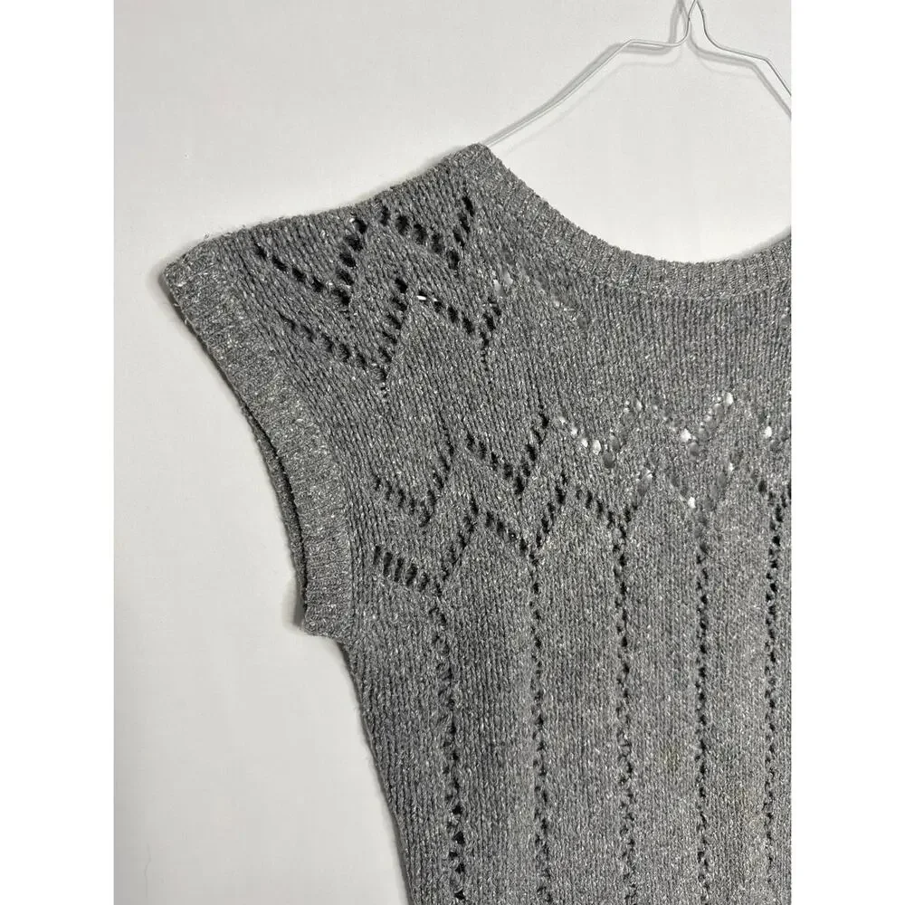 Vintage FaBE Silk & Angora mix, gray vest with a deep V on the back size Large